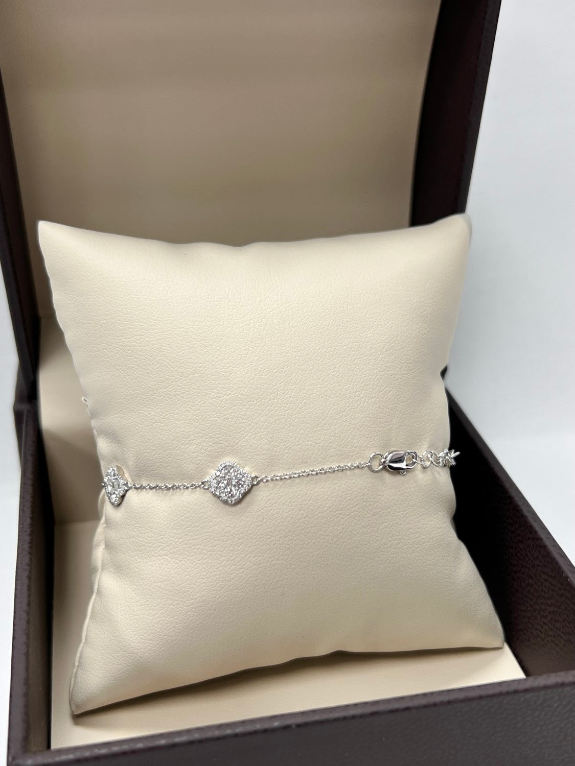 14K White Gold Diamond Clover Bracelet