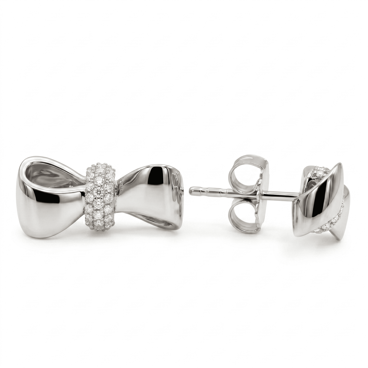 AE156971 - Earrings 14KW/3.1G 50RD-0.18CT