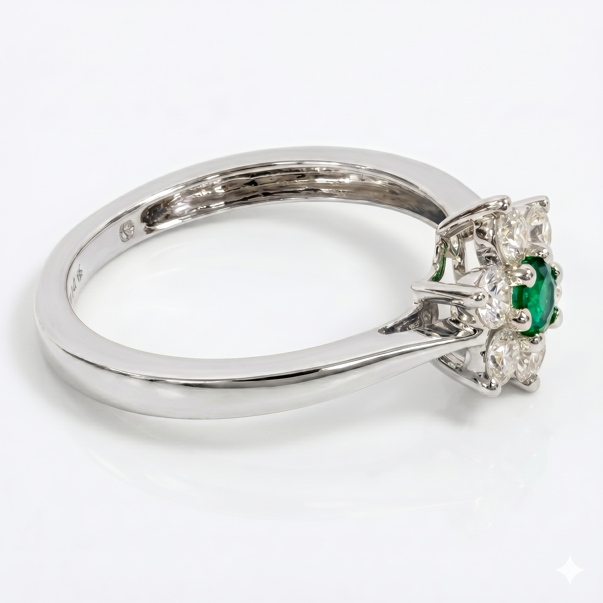 AER156963 - 14KW/2.57GR 1EMER-0.13CT 6RD-0.44CT