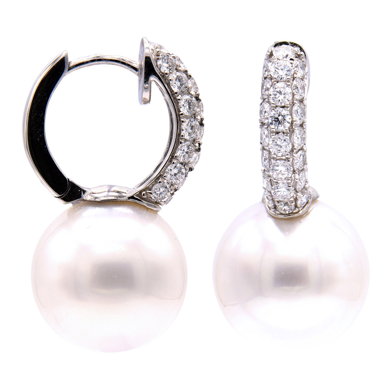 E012569 - Earrings 18KW/2.6G 44RD-0.70CT S.Sea 12-13mm