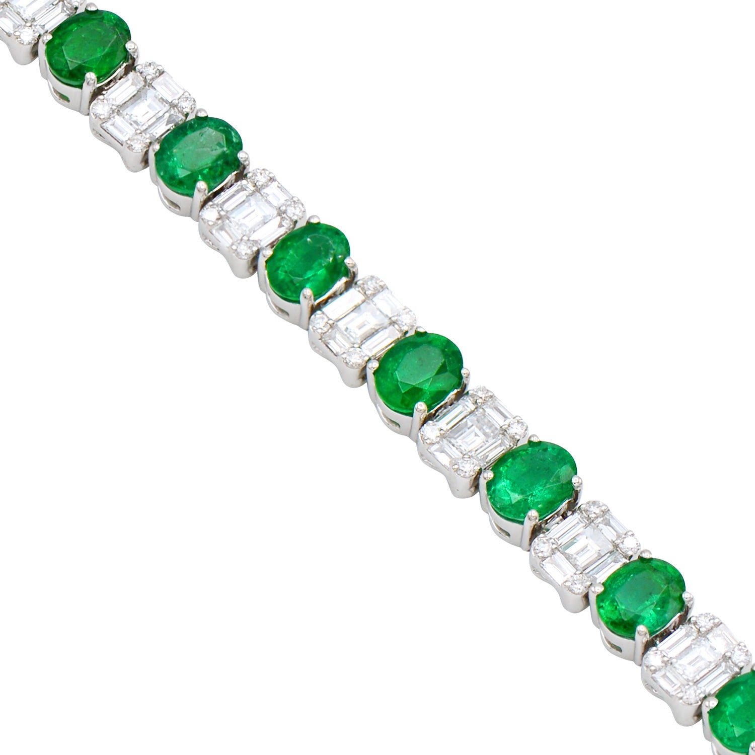 18K White Gold Green Emerald Bracelet, 6.5ct