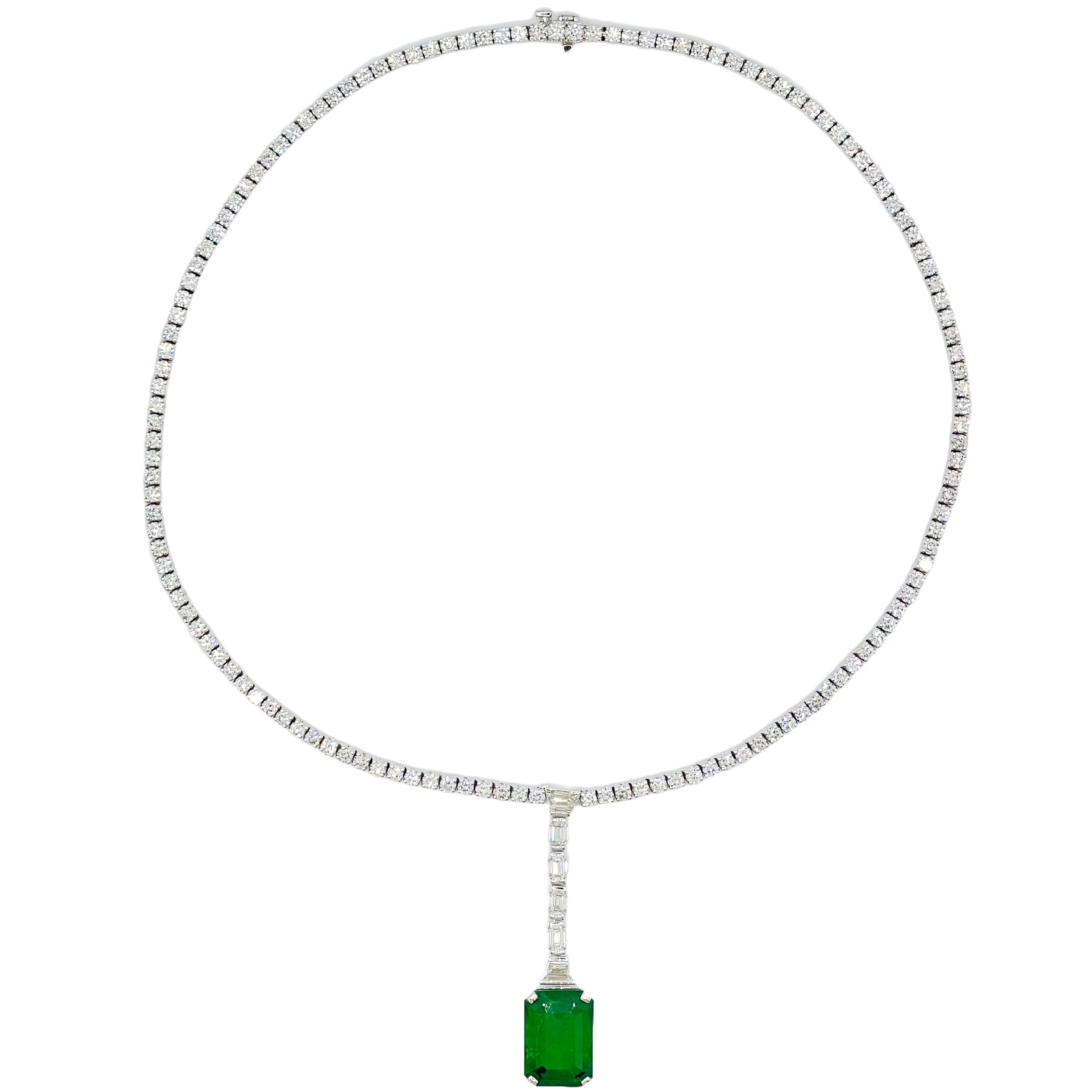 Necklace-18KW 1EMER-14.13CT 6FANCY-2.31CT 136RD-12.25CT CDC
