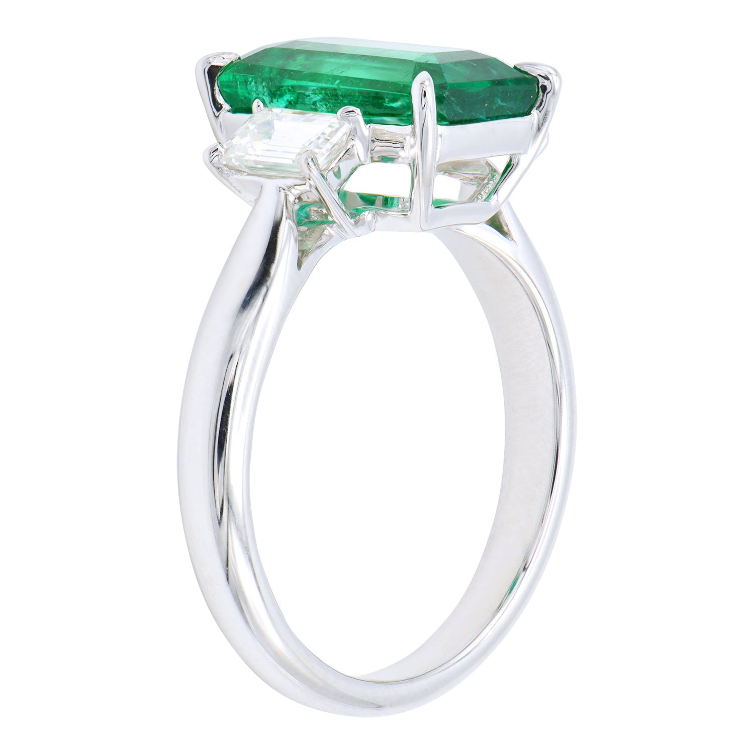 Handmade 18K White Gold Green Emerald Ring, 3.56ct