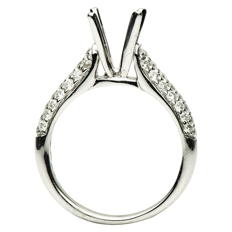 18K White Gold Engagement Ring, 1.86ct