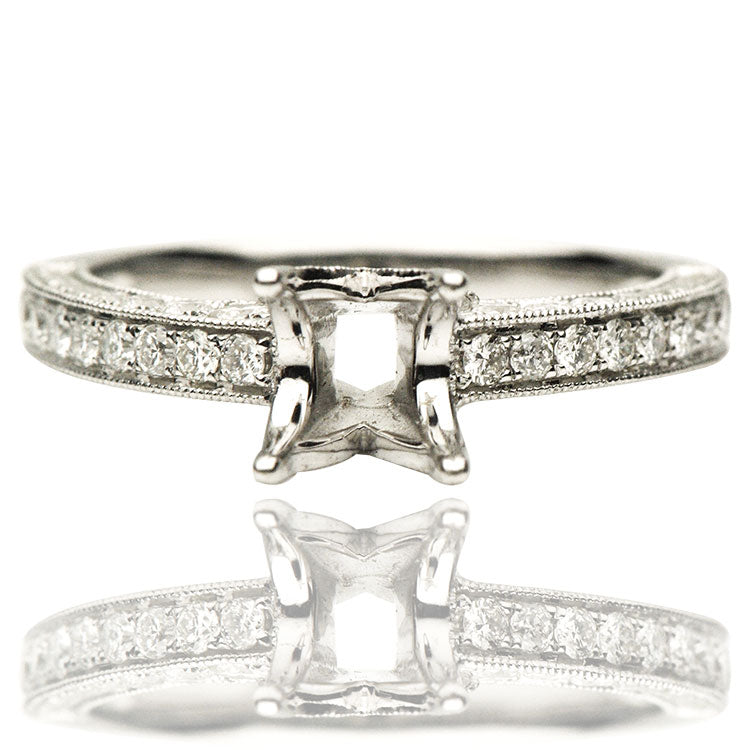 18K White Gold Engagement Ring, 0.73ct