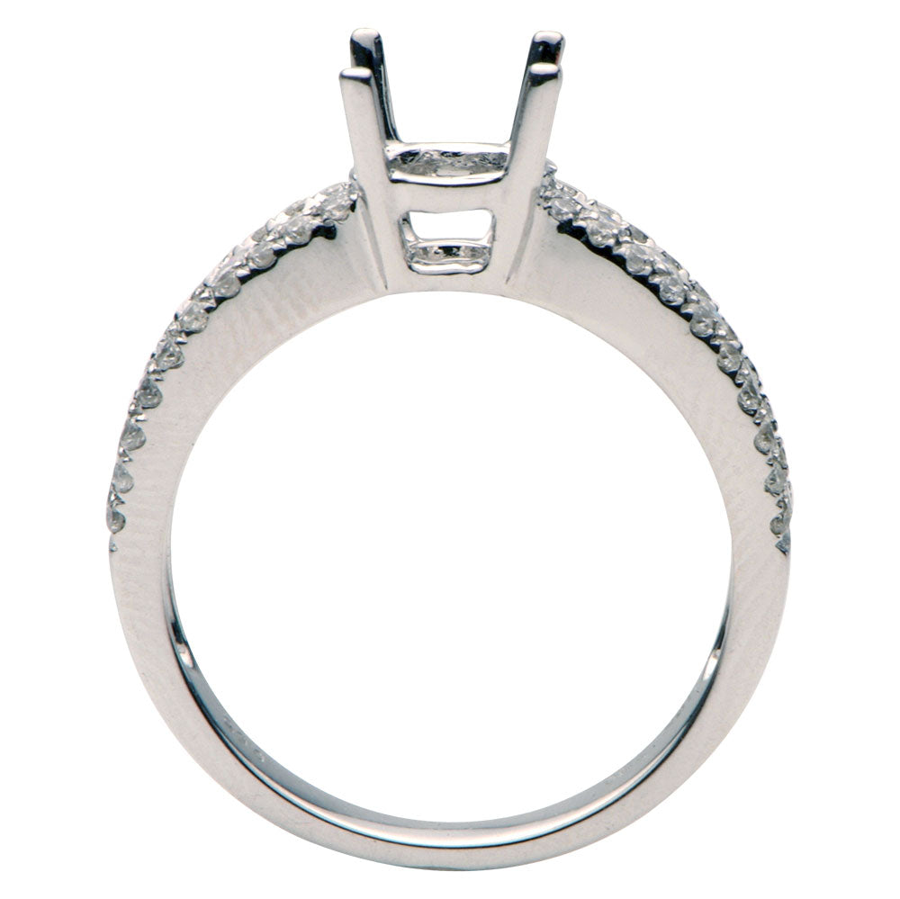 18K White Gold Engagement Ring, 0.64ct
