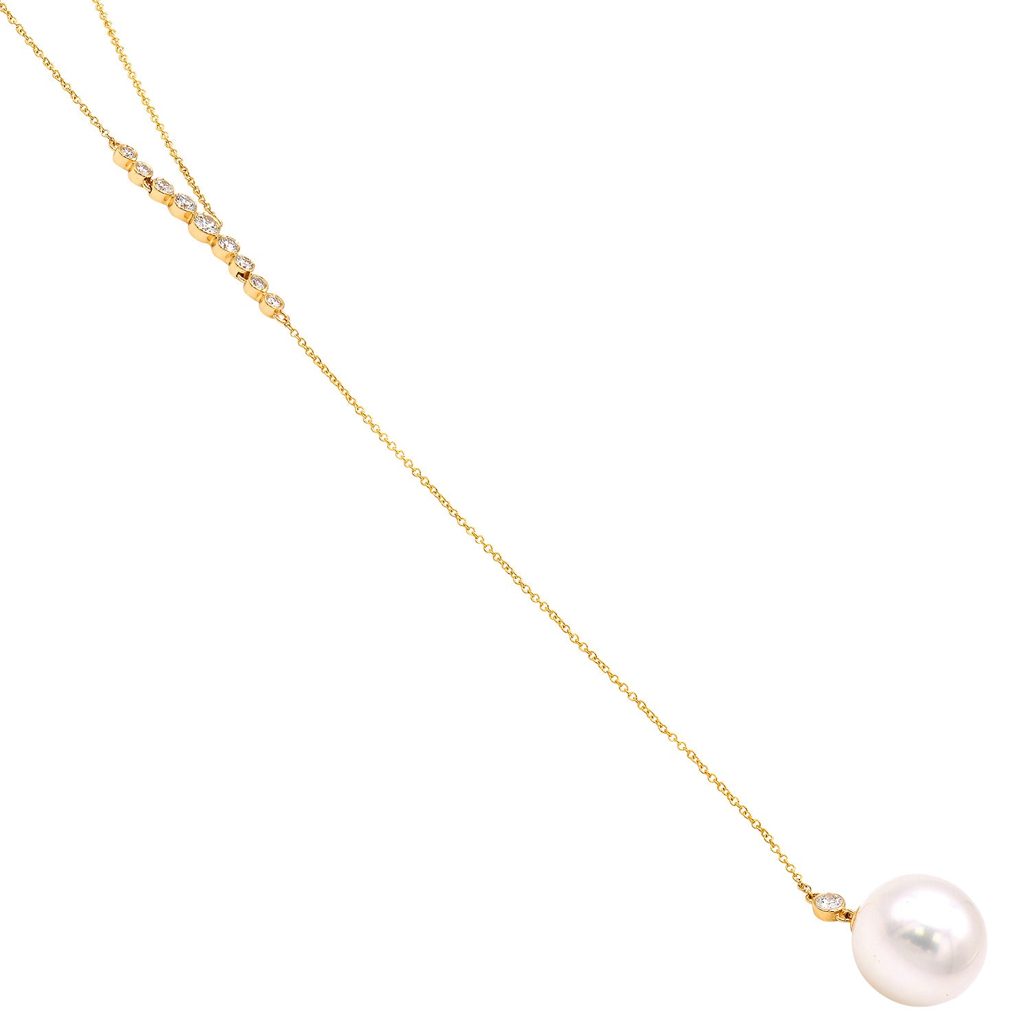 N015230Y - 18KY/0.9G S.Sea Necklace 2RD-0.20CT 8RD-0.31CT 13-14mm