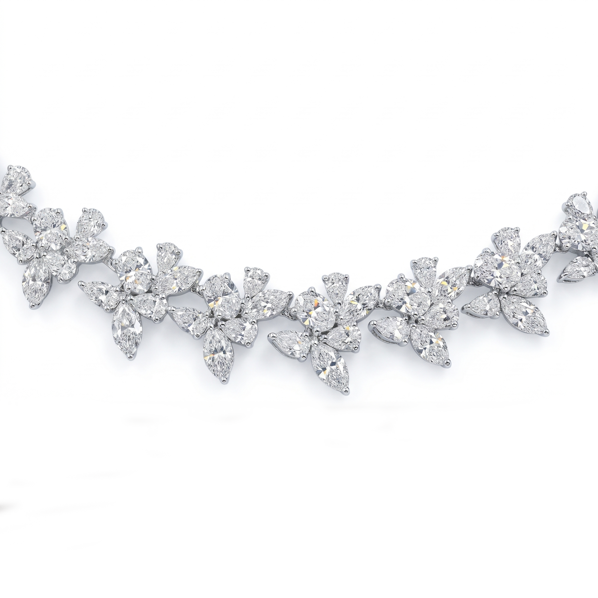 N057018 - Necklace 18KW/43.86G DIA-27.88CT