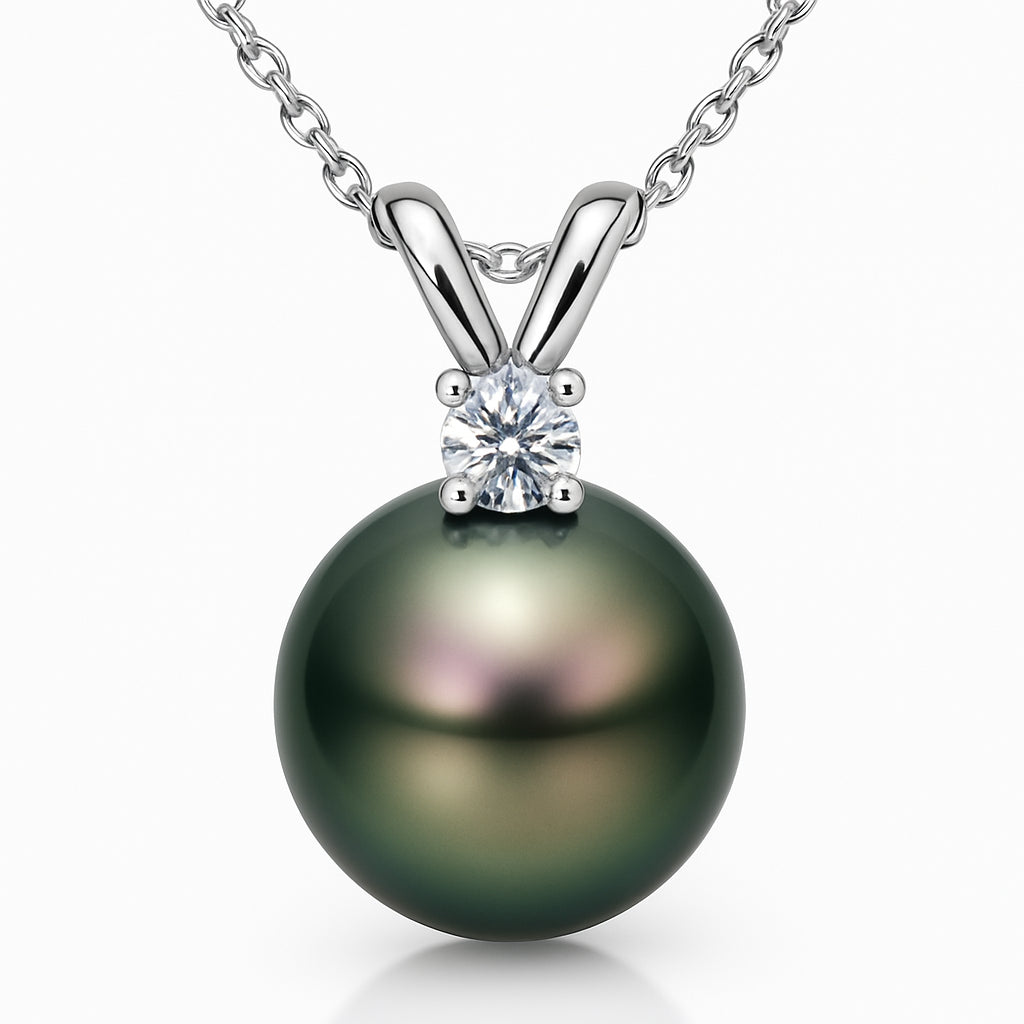 Tahitian Pearl 8-9mm Pendant with Rabbit Ears