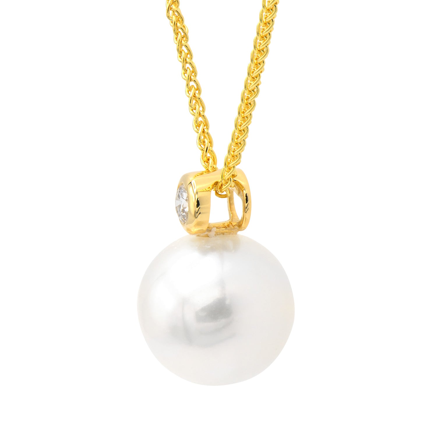 18K Yellow Gold Freshwater Pearl Pendant, 9-10mm, 0.08ct