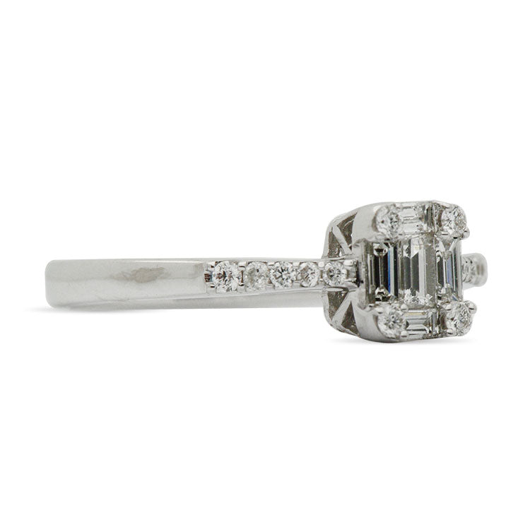 18K White Gold Diamond Baguette Illusion Fashion Ring