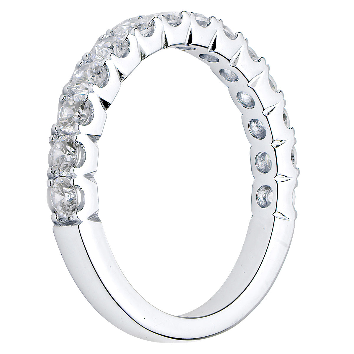18K White Gold Diamond Band, 5-6mm, 0.83ct