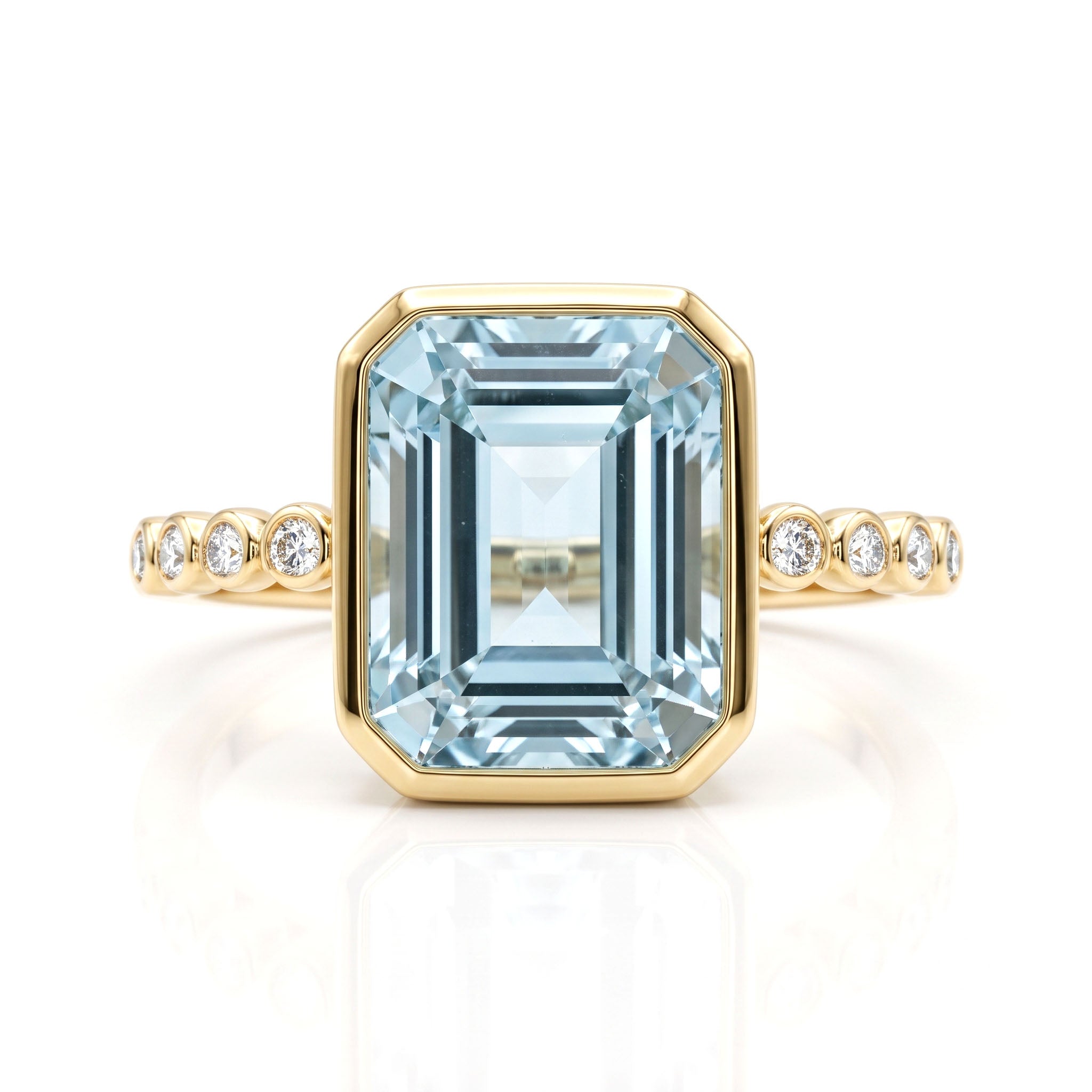 R090095Y-SBT - Ring 14KY/3.1G 1SBT-4.29CT 8RD-0.12CT Sky Blue Topaz