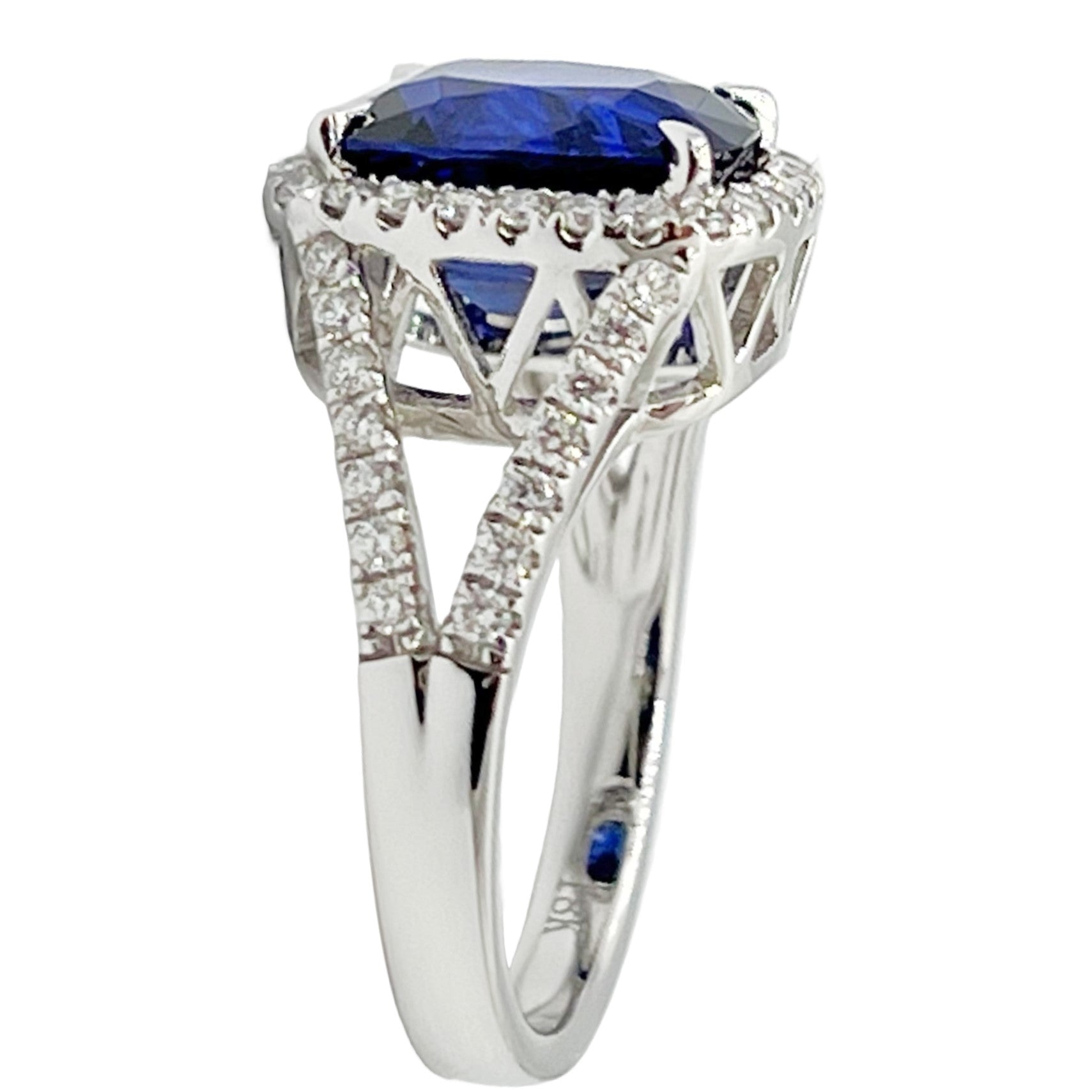 Handmade 18K White Gold Blue Sapphire Ring, 5.04ct