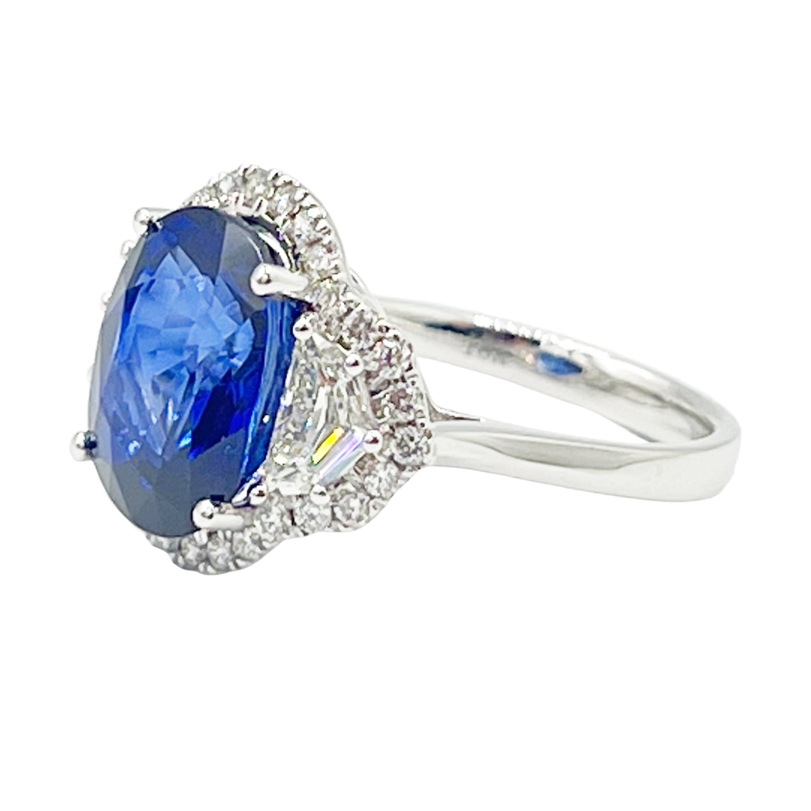 Handmade 18K White Gold Blue Sapphire Ring, 6.29ct
