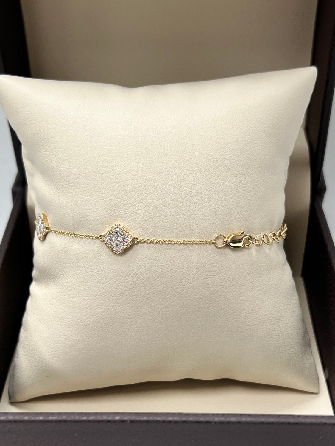 14K Yellow Gold Clover Bracelet, 1.14ct