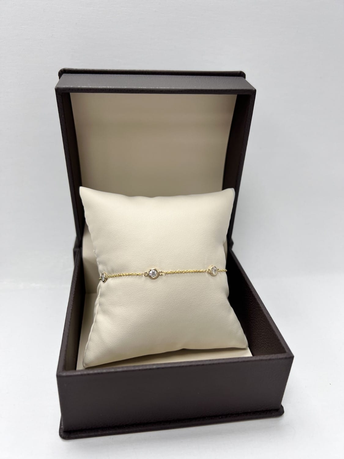 14K Yellow Gold Diamonds Station Bracelet - Large, 0.75ct