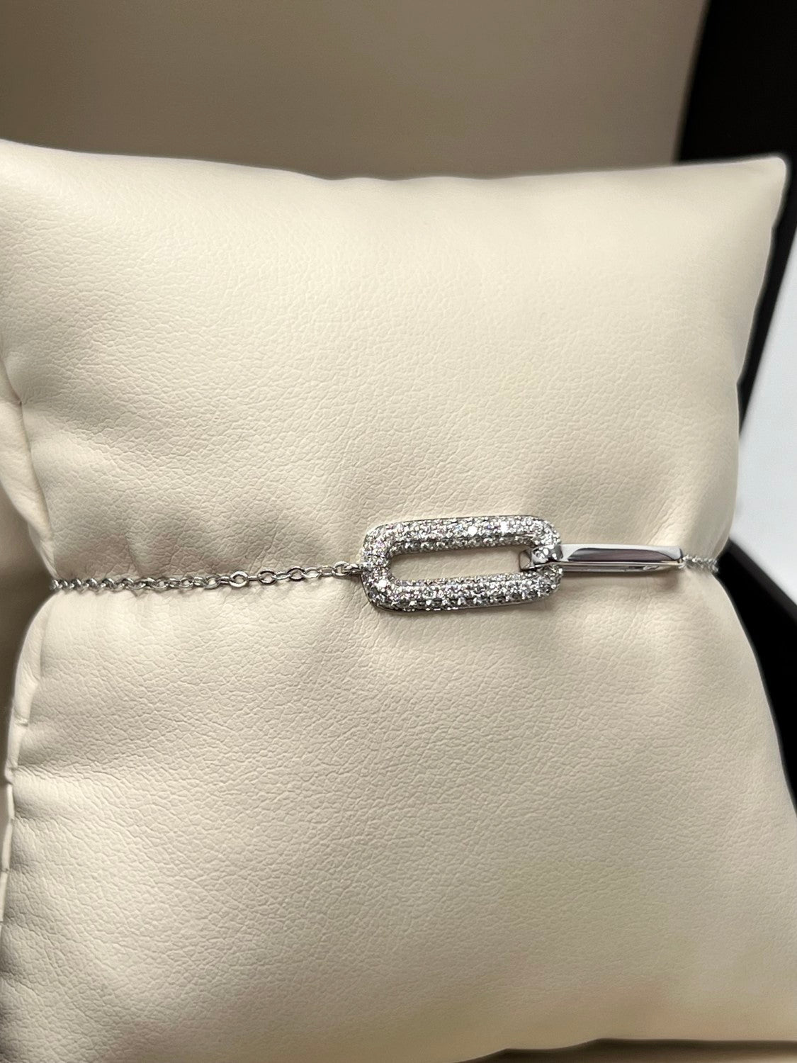 14K White Gold Diamond Paperclip Bracelet