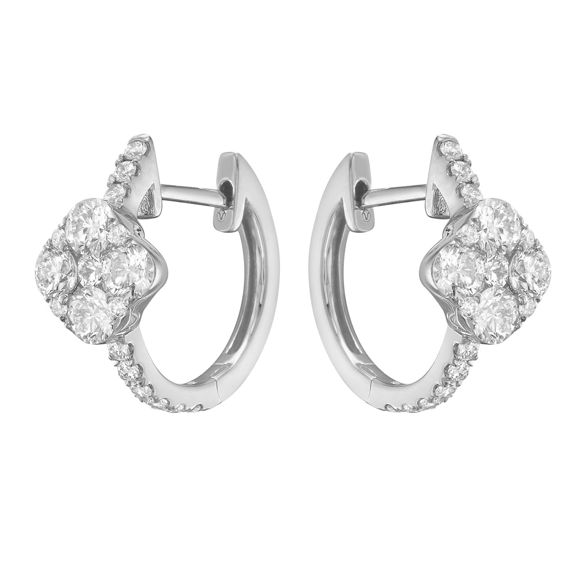 E055618 - Earrings 18KW/2.0G 8RD-0.59CT 28RD-0.23CT