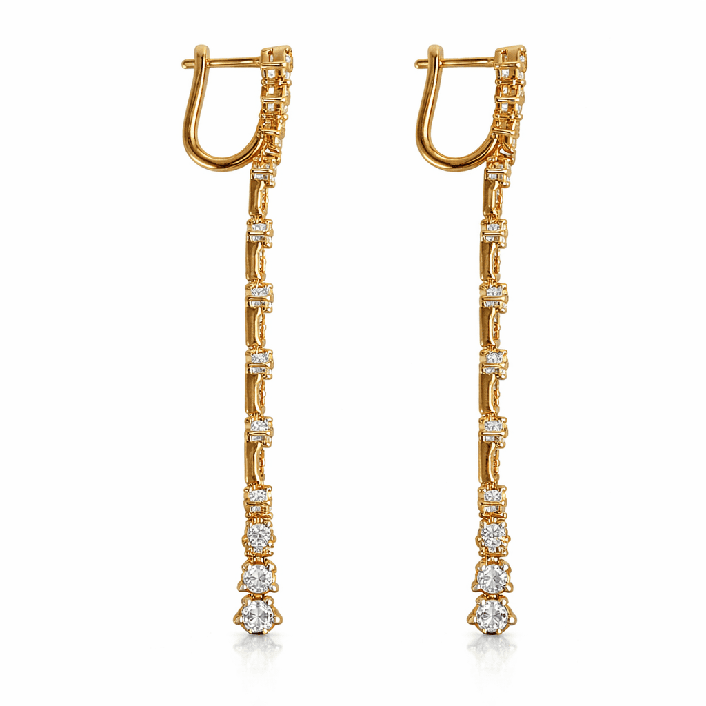 AE156920Y - Earrings 14KY/3.4G 14RD-0.81CT 30RD-0.37CT