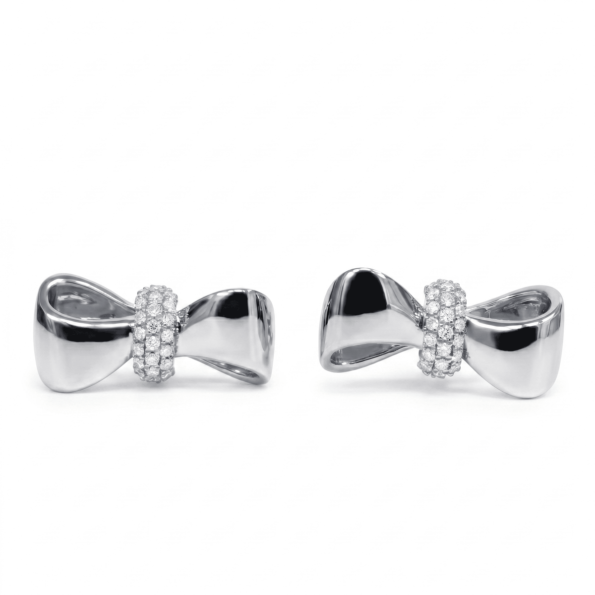 AE156971 - Earrings 14KW/3.1G 50RD-0.18CT