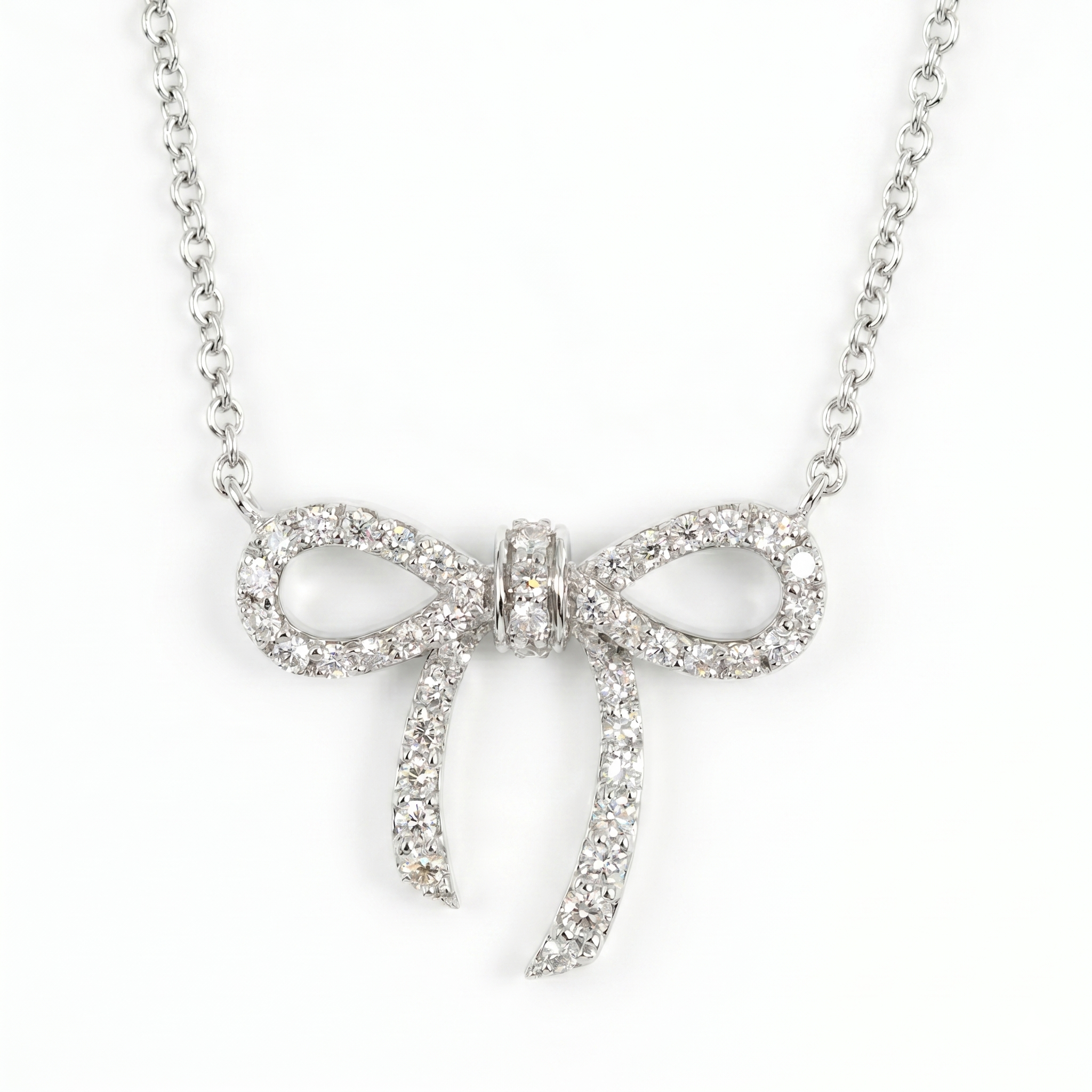 AP156974 - Necklace 14KW/2.6G 44RD-0.22CT
