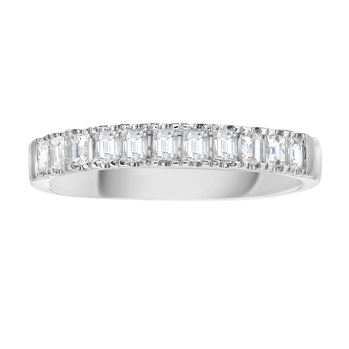 AR155646 - Ring 14KW/2.5G 11BD-0.56CT