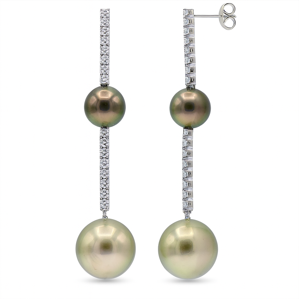 18K White Gold Tahitian Pearl Earrings, 10-15.9mm, 1.7ct