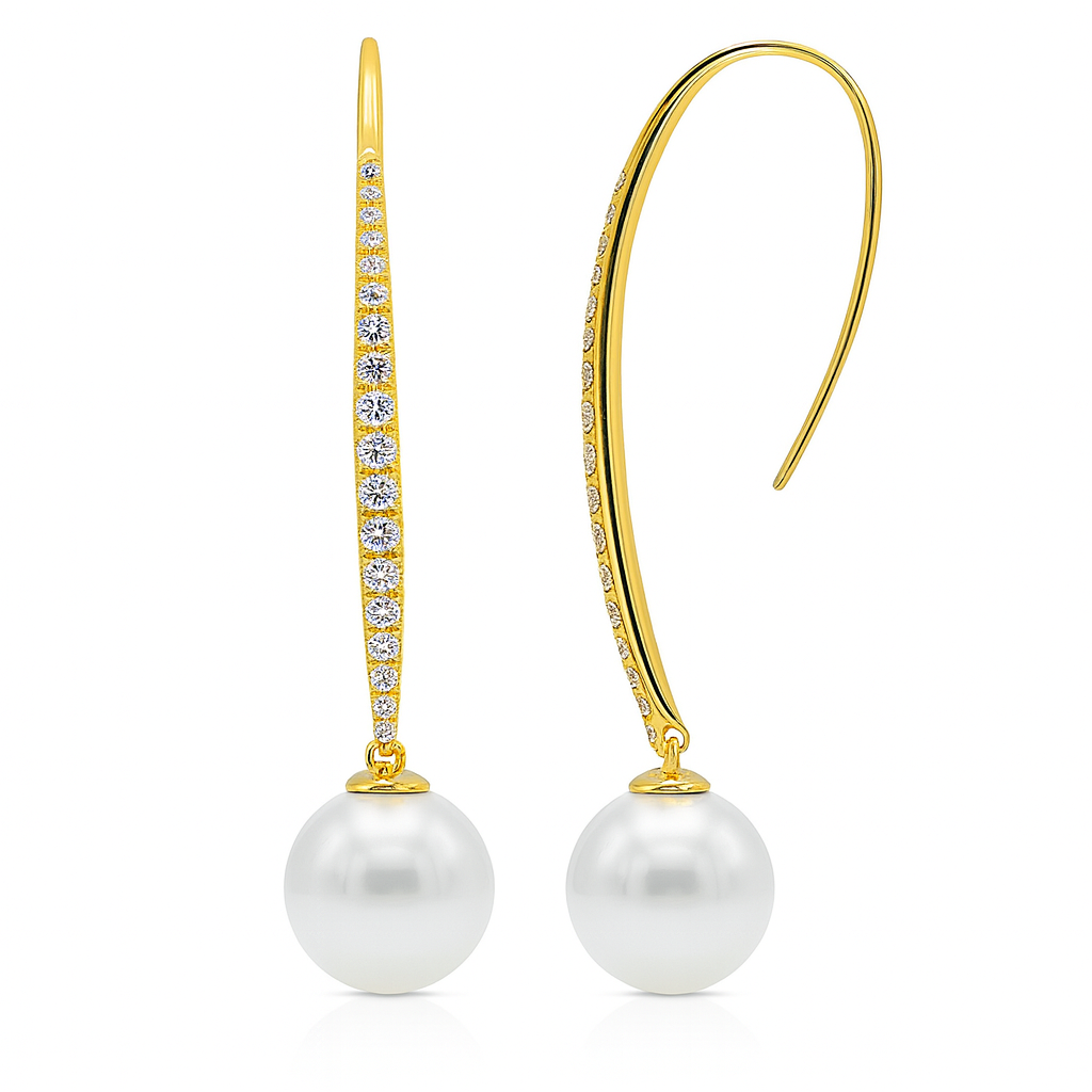 18K Yellow Gold Freshwater Pearl Earrings, 10-11mm, 0.56ct