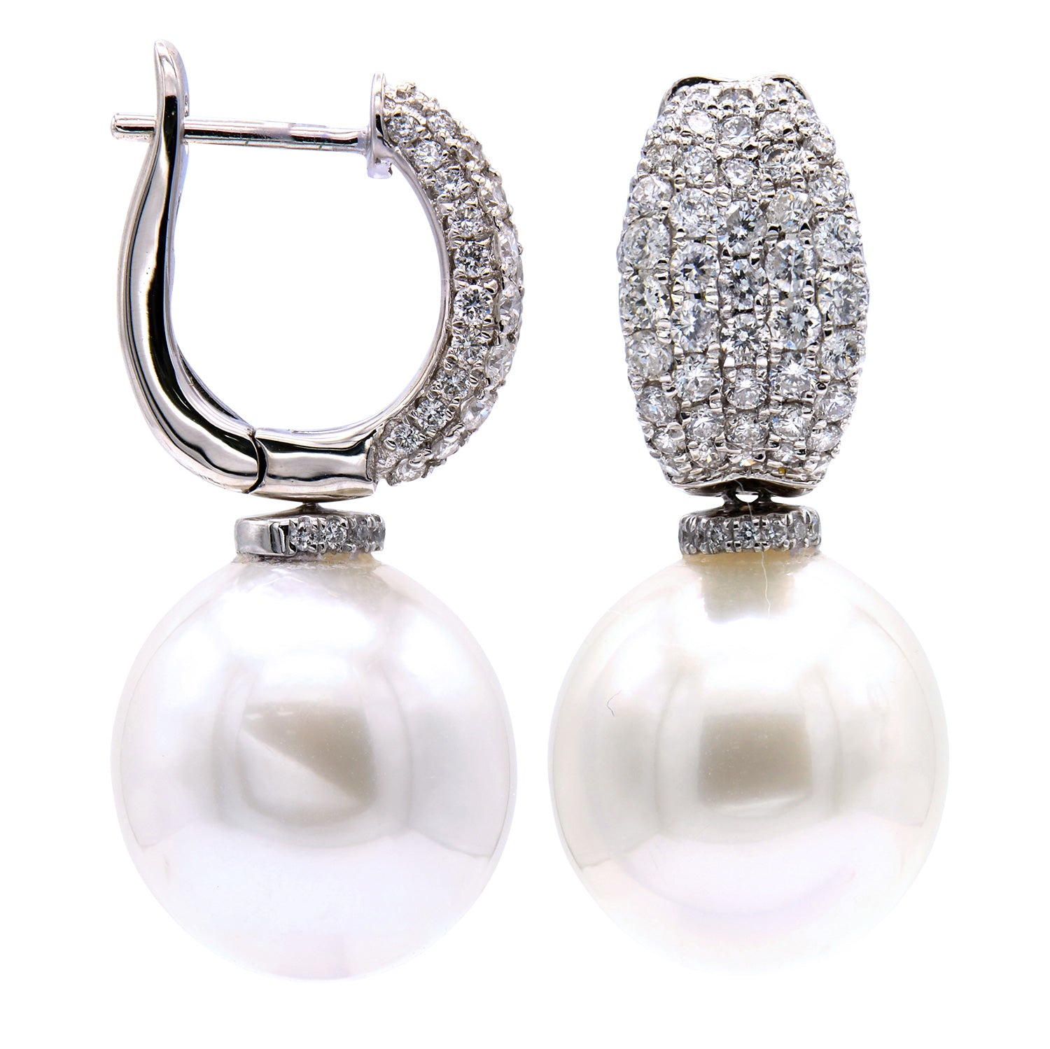E012598 - Earrings 18KW/3.7G 148RD-1.04CT S.Sea 12-13mm