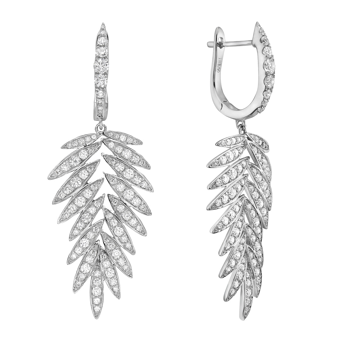 E055359 - Earrings 18KW/6.5G 178RD-1.52CT