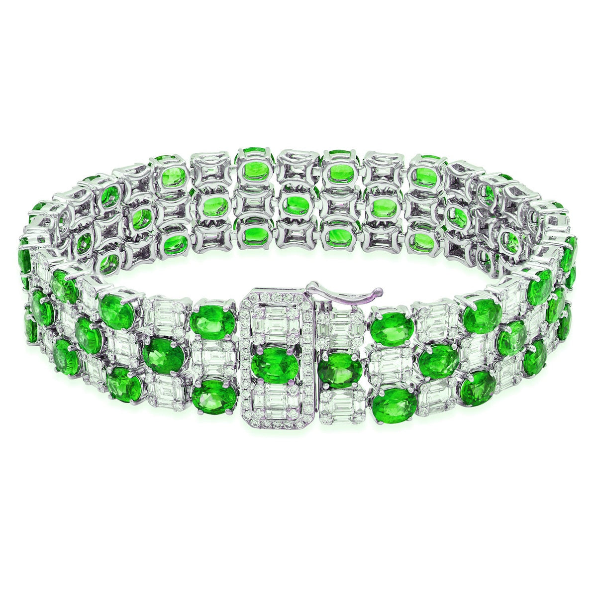 18K White Gold Emerald Diamond Bracelet, 14.12ct