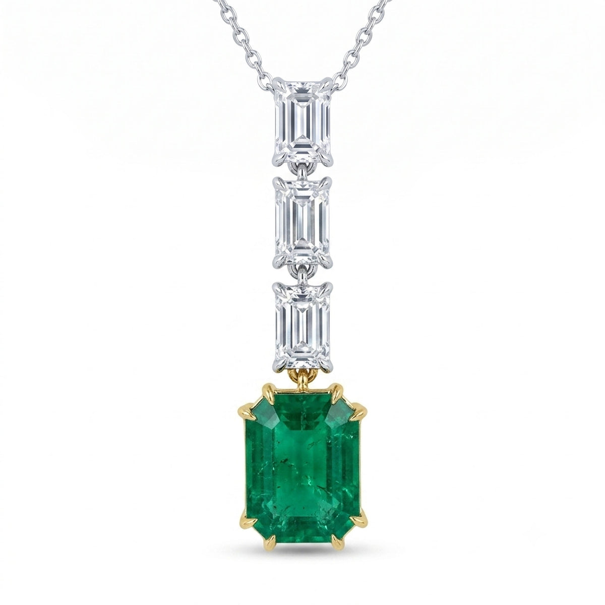 EP057038Y - Pendant 18KWY/1.1G 1EMER-1.48CT 3EC-0.91CT