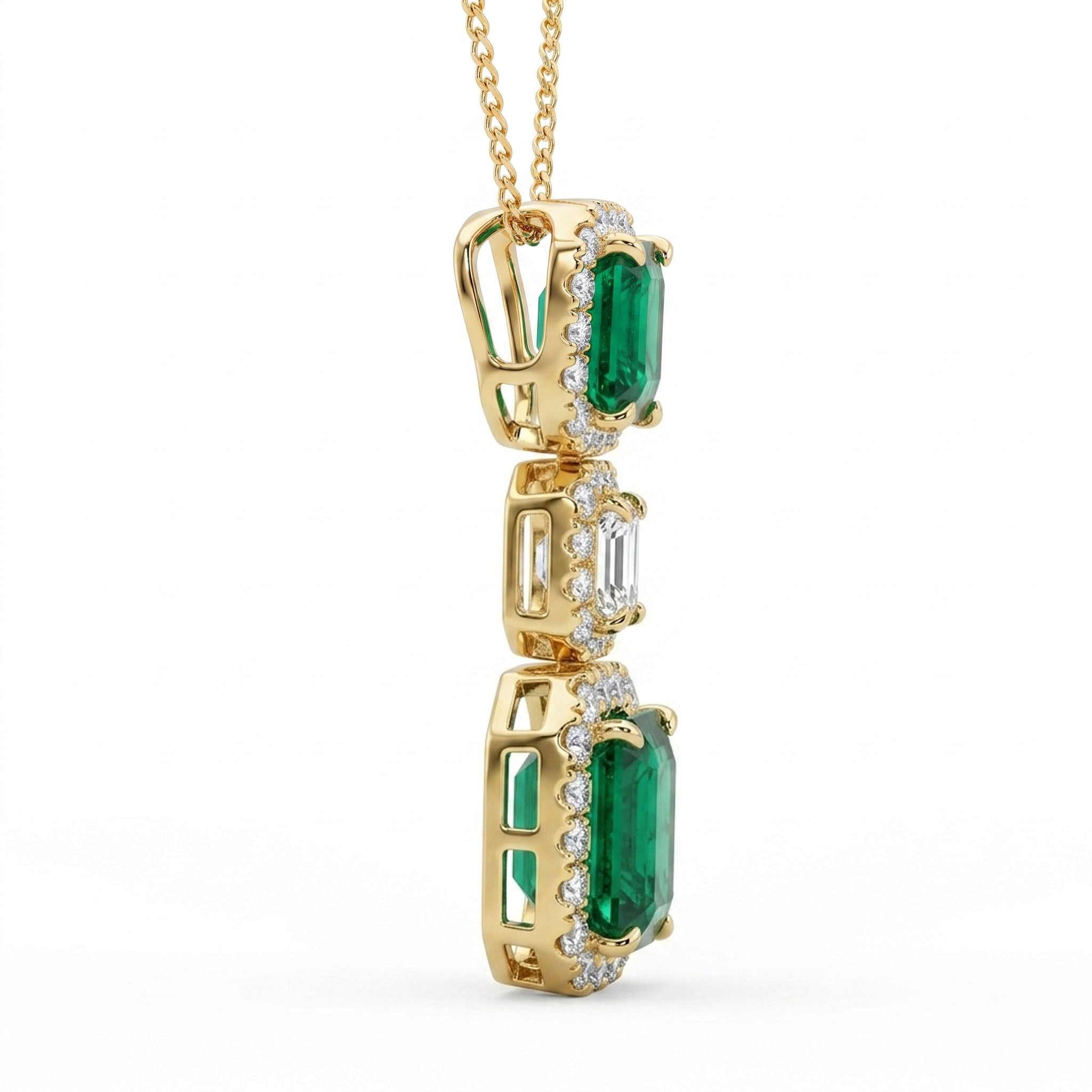 EP057042Y - Pendant 18KY/2.7G 2EMER-2.48CT 1DIA-0.19CT 46RD-0.51CT