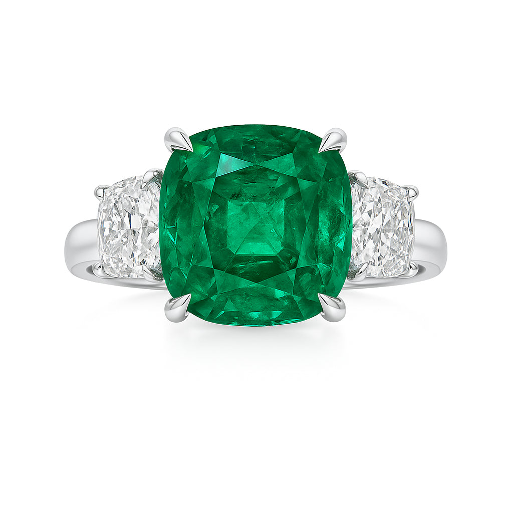 ER056395 - Ring 18KW/4.8G 1EMER-3.23CT 2OV-0.67CT