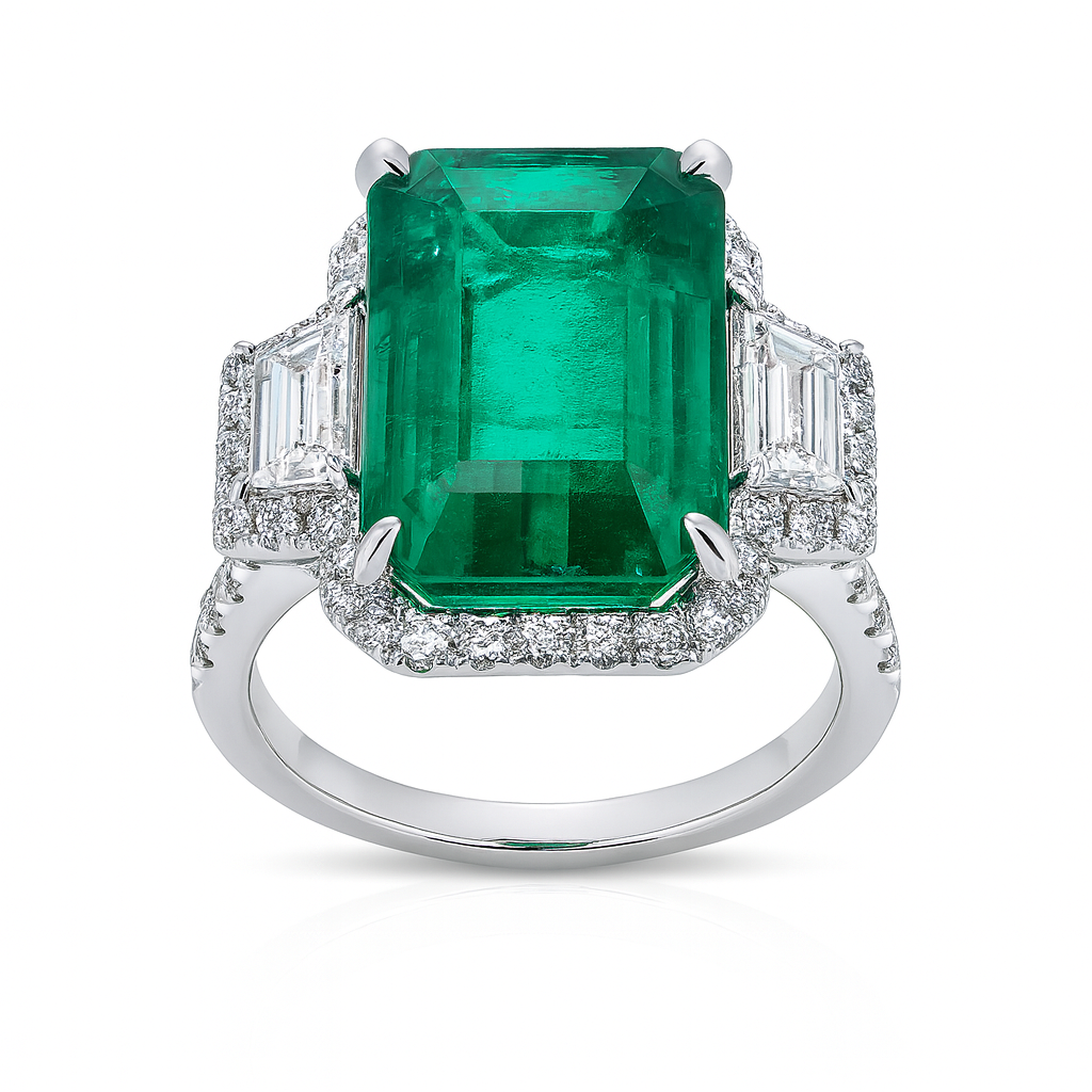 ER056809 - Ring 18KW/4.6G 1EMER-7.42CT 2TRAP-0.61CT 52RD-0.57CT