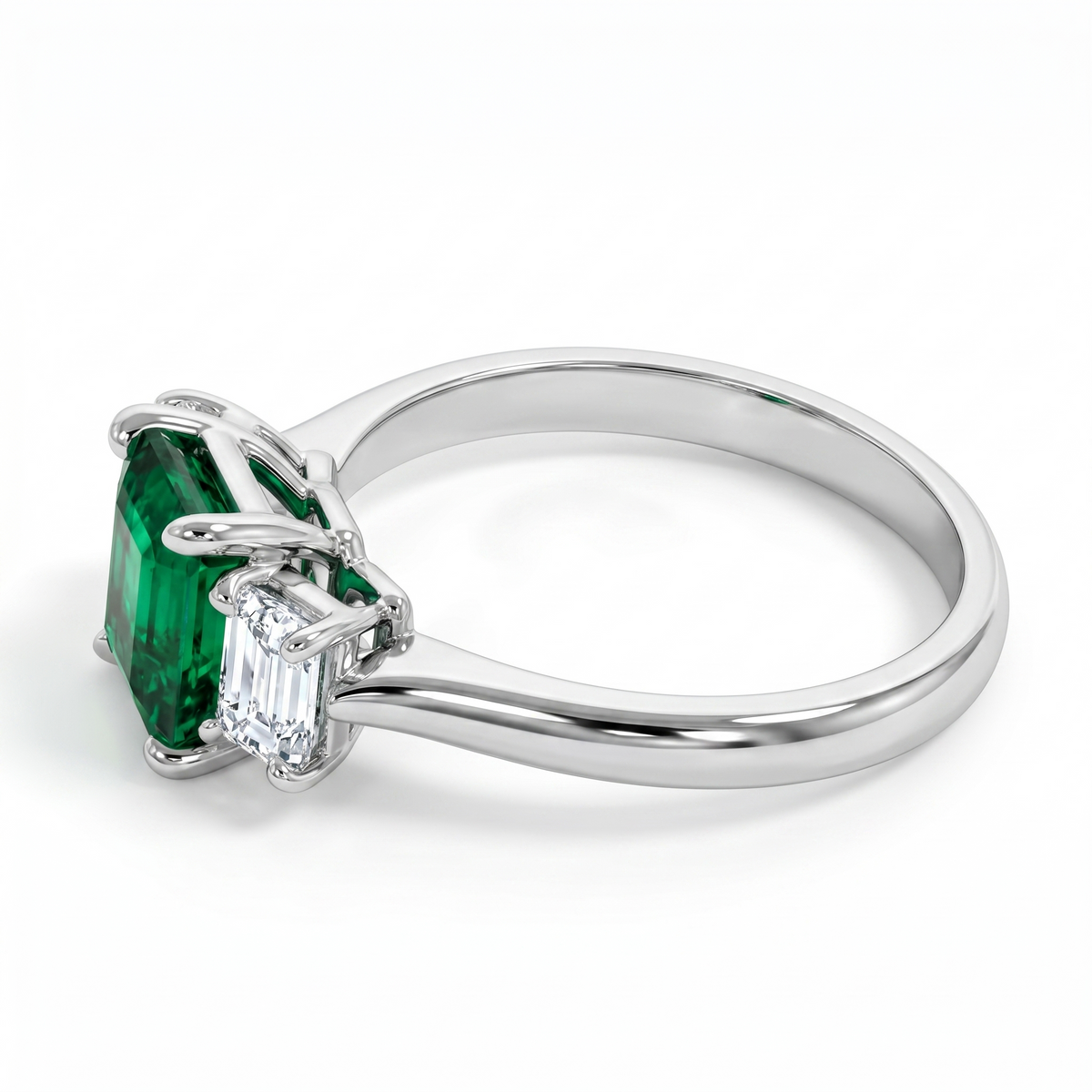 ER057070 - Ring 18KW 1EMER-1.46CT 2EC-0.57CT