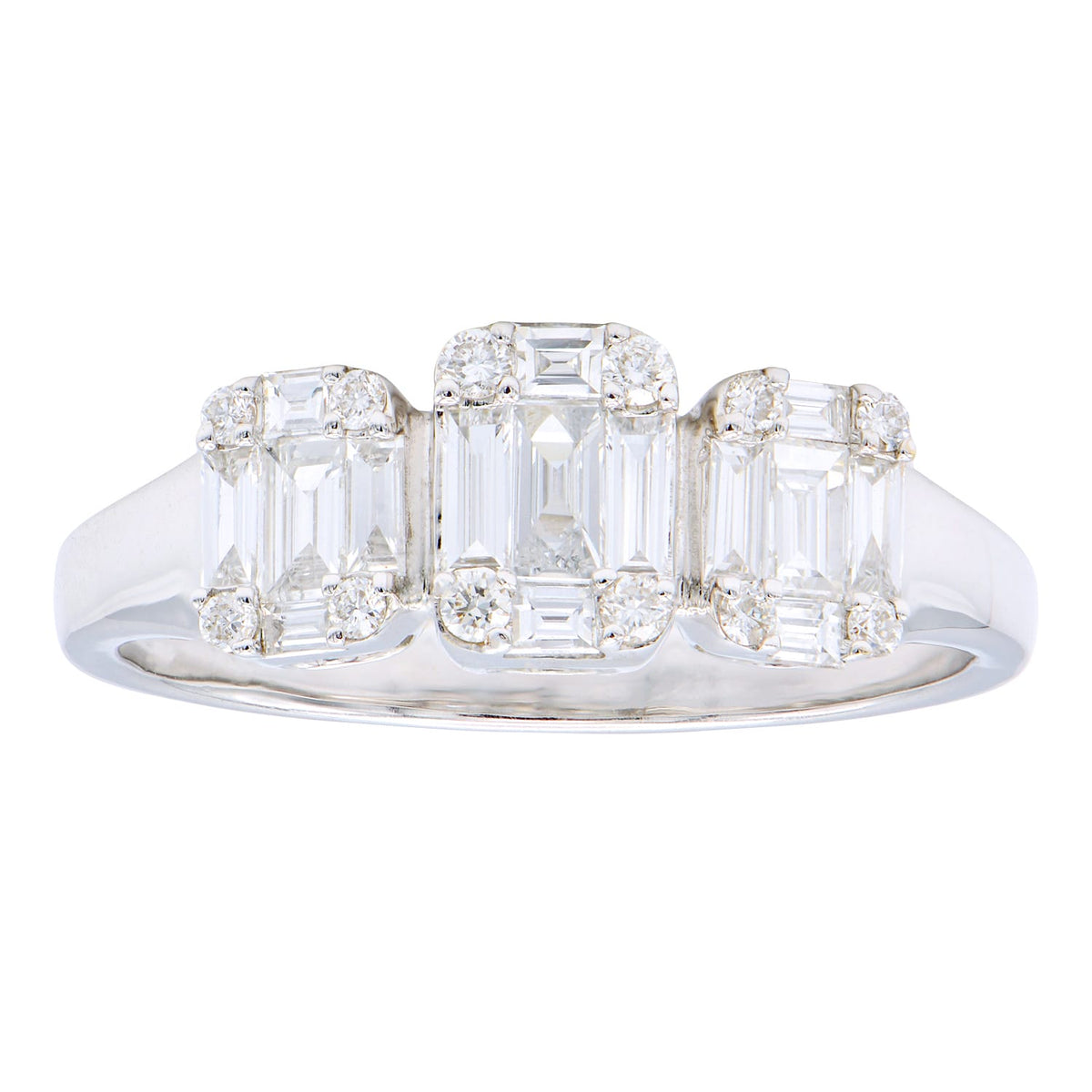 18K White Gold Diamond Baguette Illusion Fashion Ring