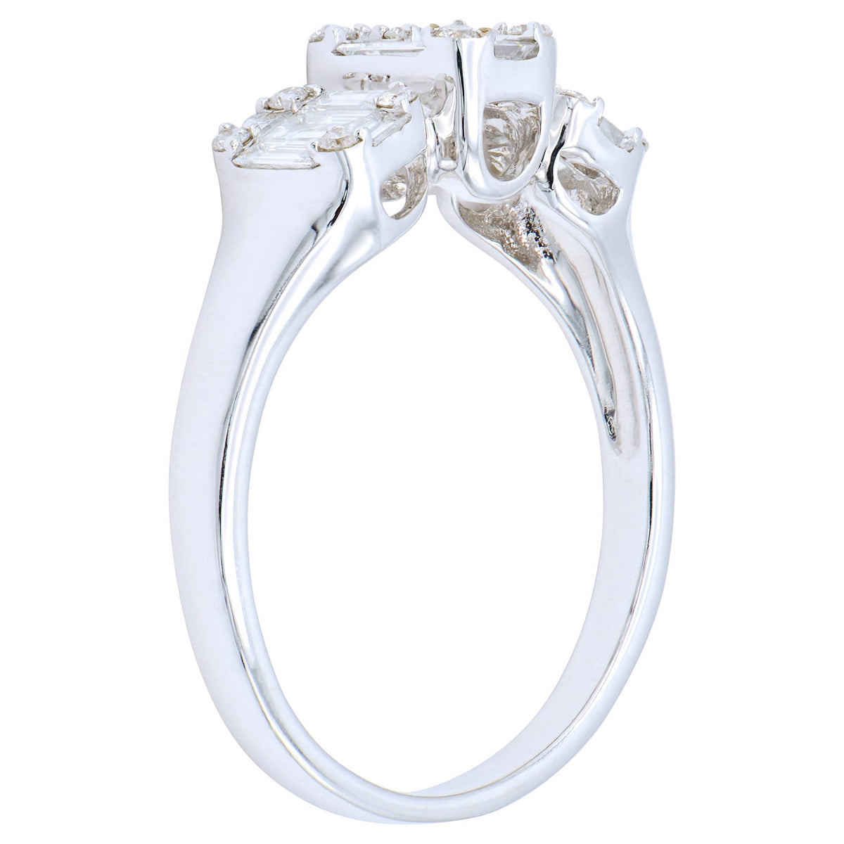 18K White Gold Diamond Baguette Illusion Fashion Ring
