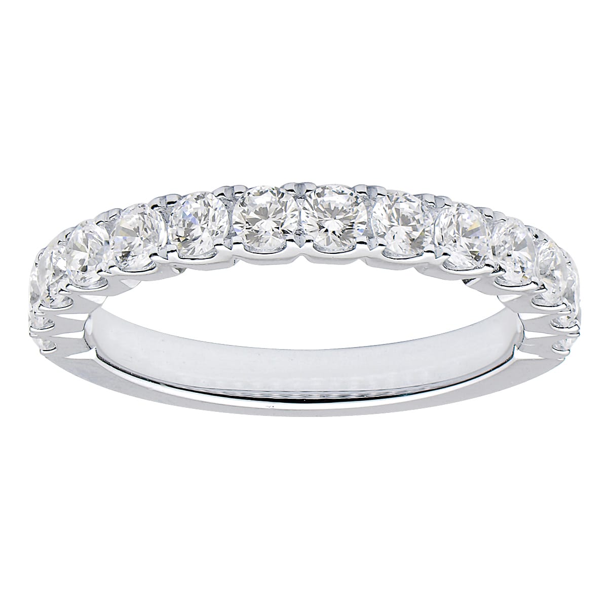 18K White Gold Diamond Band, 5-6mm, 0.83ct