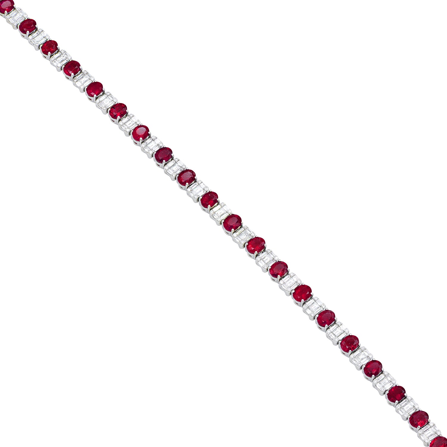 Bracelet 18KW/15.8G 21RBY-8.27CT 105BD-2.2CT 84RD-0.53CT