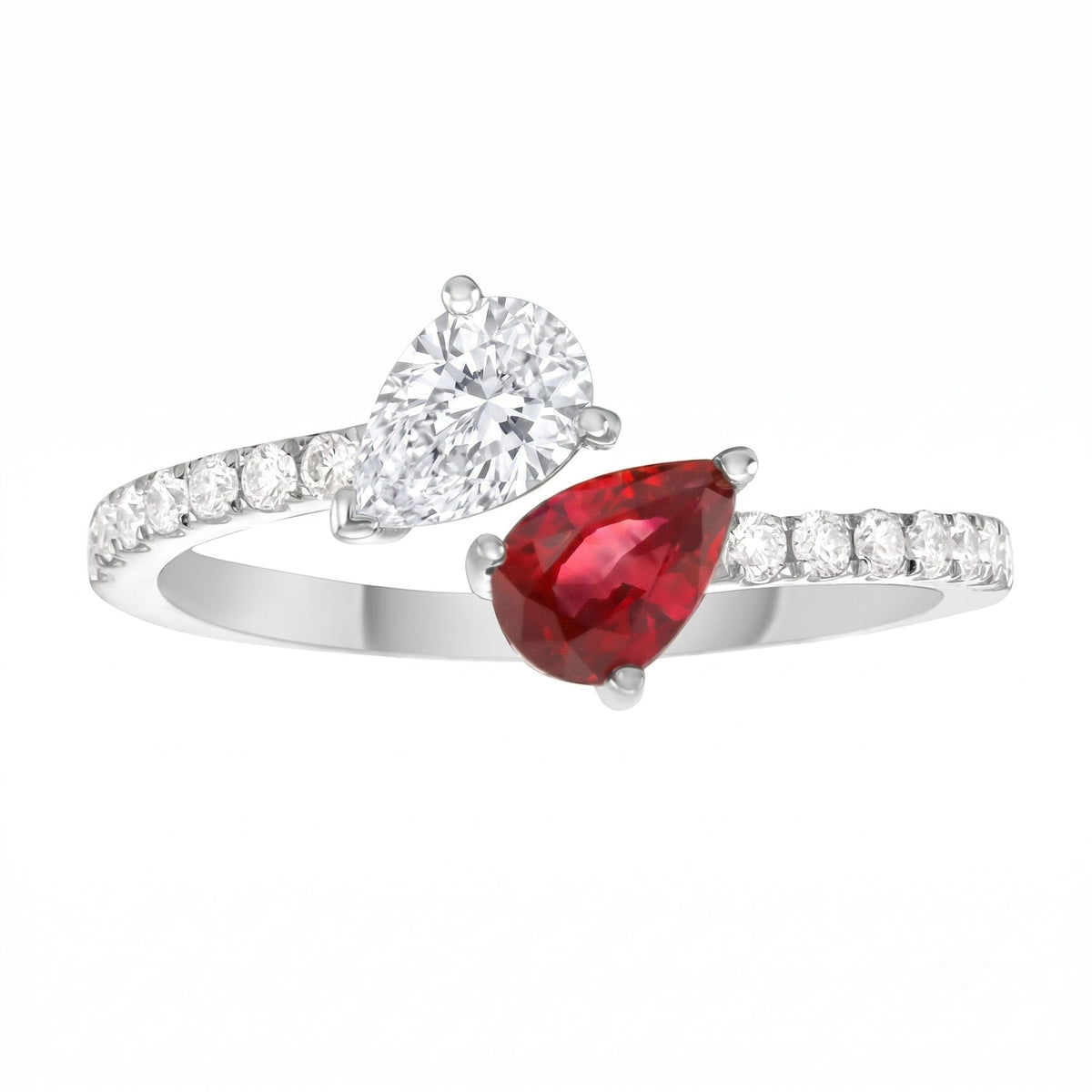 RR056086B - 18KW/2.1G 1RUBY-0.30CT 1PD-0.25CT 14RD-0.18CT
