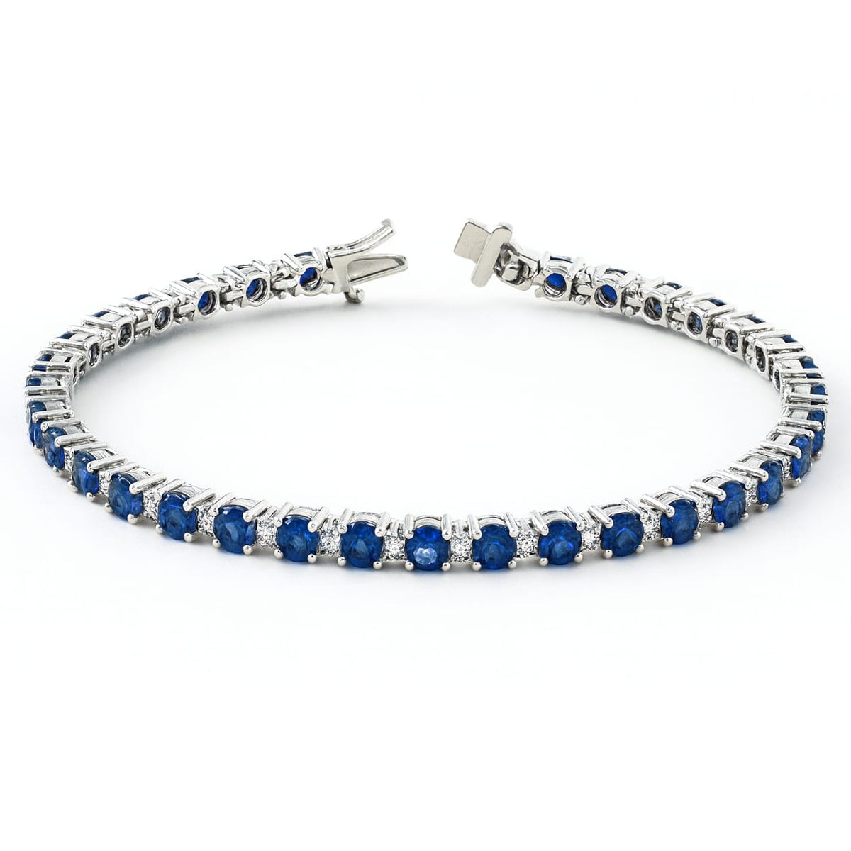 18K White Gold Blue Sapphire Bracelet, 3.34ct